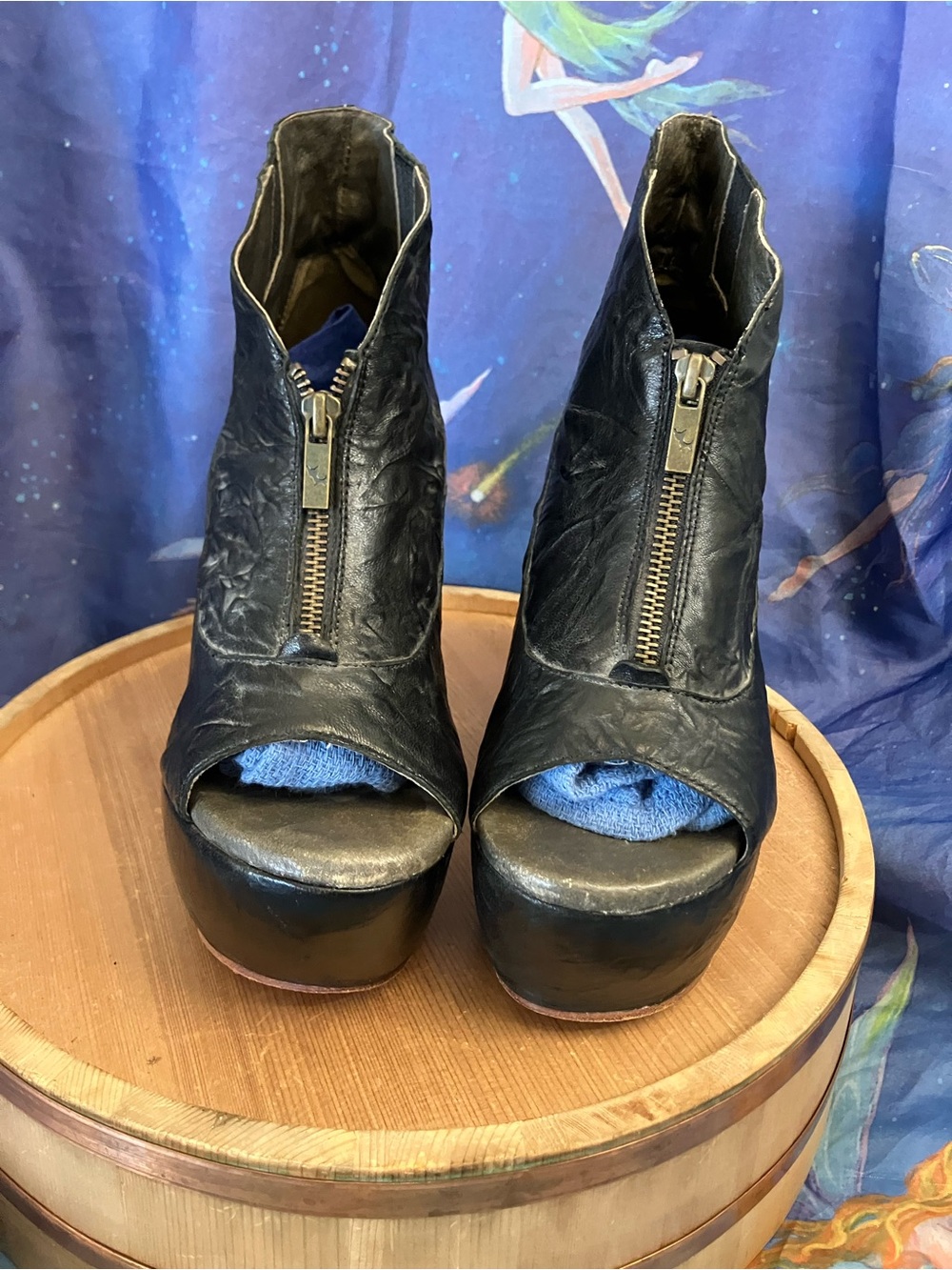Women's Black Leather Femme Fatale Platform Boot Booties Size 8 - Picture 2 of 10